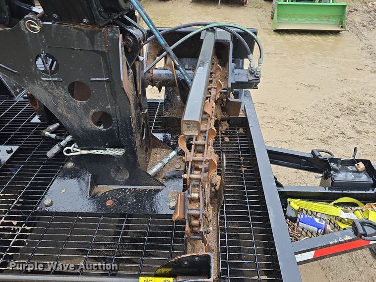 image for item DR3877 2005 Ditch Witch SK500 compact utility loader