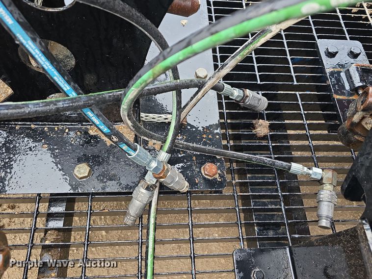 image for item DR3877 2005 Ditch Witch SK500 compact utility loader