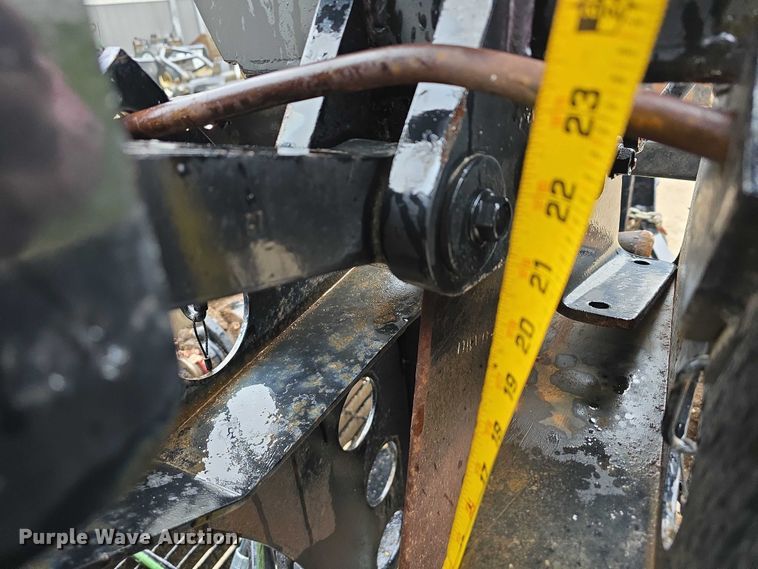 image for item DR3877 2005 Ditch Witch SK500 compact utility loader