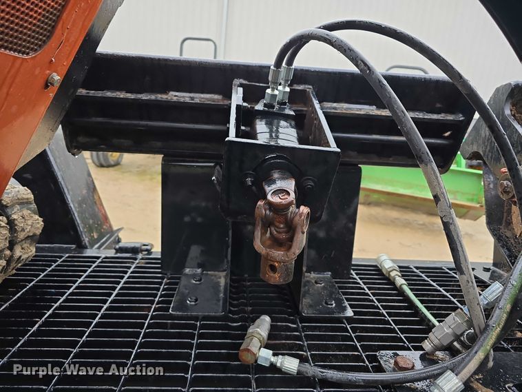 image for item DR3877 2005 Ditch Witch SK500 compact utility loader