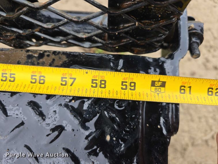 image for item DR3877 2005 Ditch Witch SK500 compact utility loader