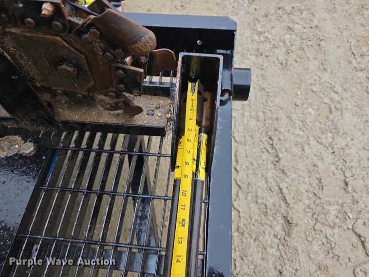 image for item DR3877 2005 Ditch Witch SK500 compact utility loader