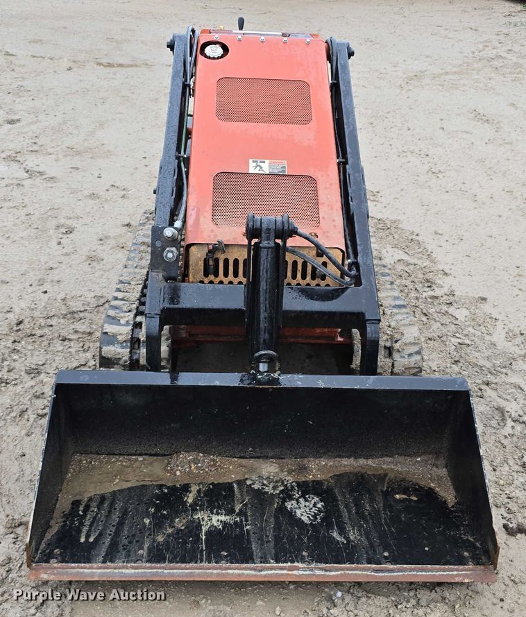 image for item DR3877 2005 Ditch Witch SK500 compact utility loader