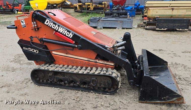 image for item DR3877 2005 Ditch Witch SK500 compact utility loader