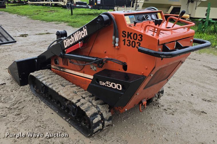 image for item DR3877 2005 Ditch Witch SK500 compact utility loader