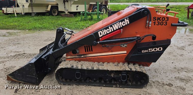 image for item DR3877 2005 Ditch Witch SK500 compact utility loader