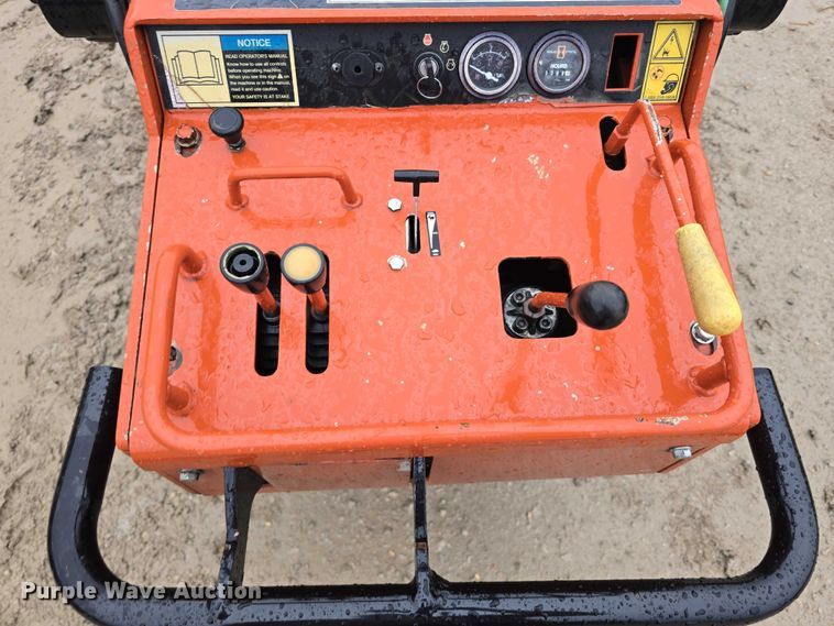 image for item DR3877 2005 Ditch Witch SK500 compact utility loader