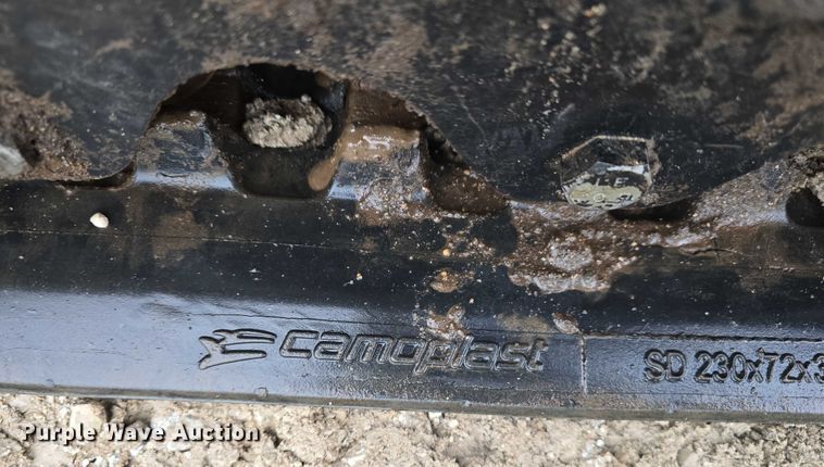 image for item DR3877 2005 Ditch Witch SK500 compact utility loader