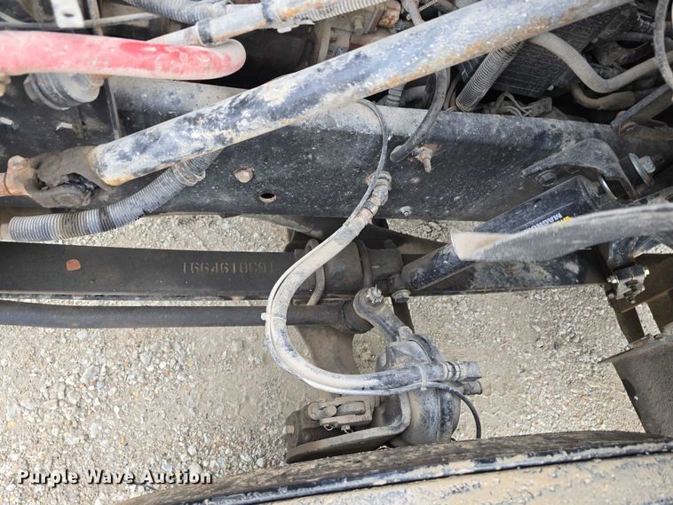 image for item DR3878 1997 International 8200 tank truck