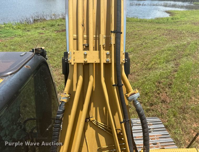 image for item DS3823 2008 Caterpillar 324D L excavator