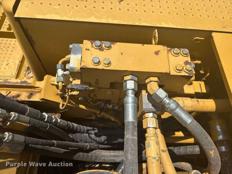 image for item DS3823 2008 Caterpillar 324D L excavator