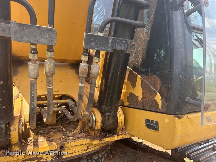 image for item DS3823 2008 Caterpillar 324D L excavator