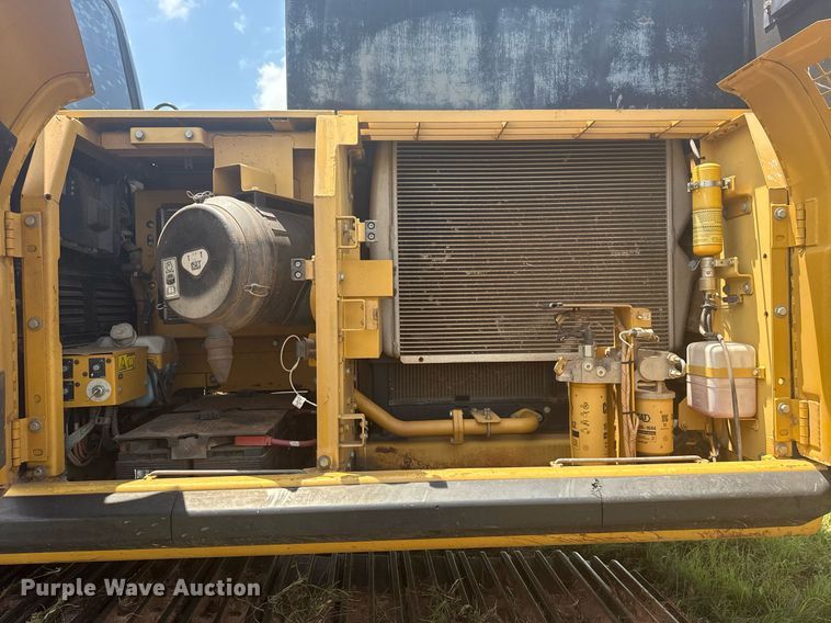 image for item DS3823 2008 Caterpillar 324D L excavator