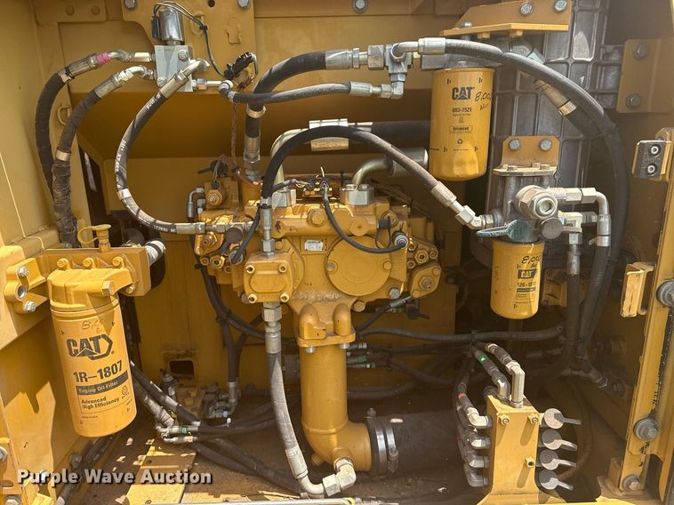 image for item DS3823 2008 Caterpillar 324D L excavator