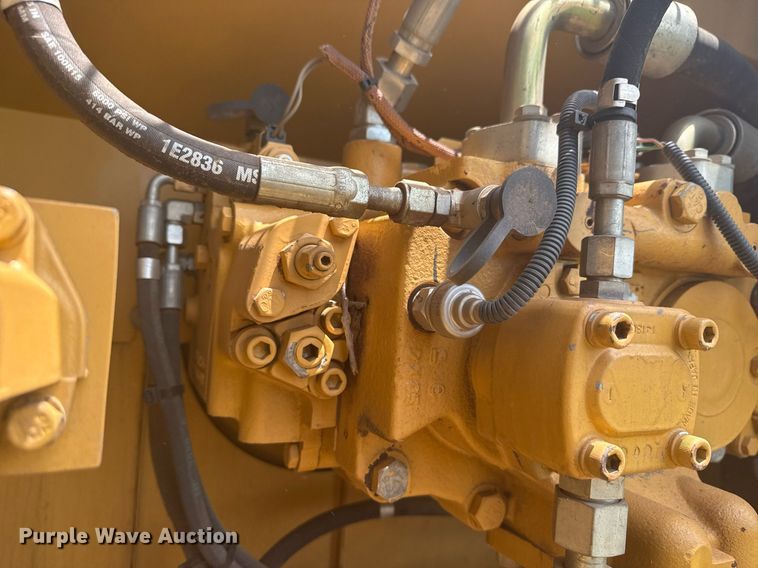 image for item DS3823 2008 Caterpillar 324D L excavator