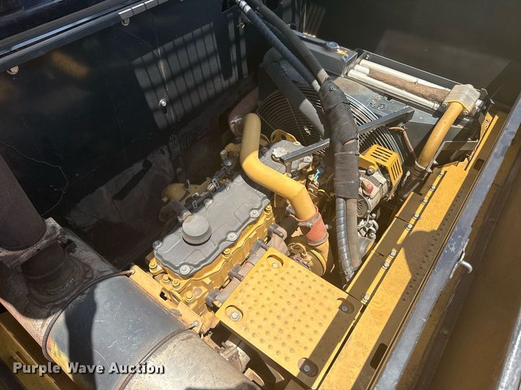 image for item DS3823 2008 Caterpillar 324D L excavator