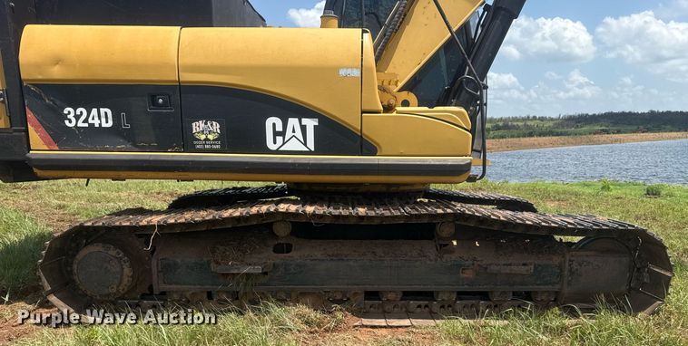 image for item DS3823 2008 Caterpillar 324D L excavator