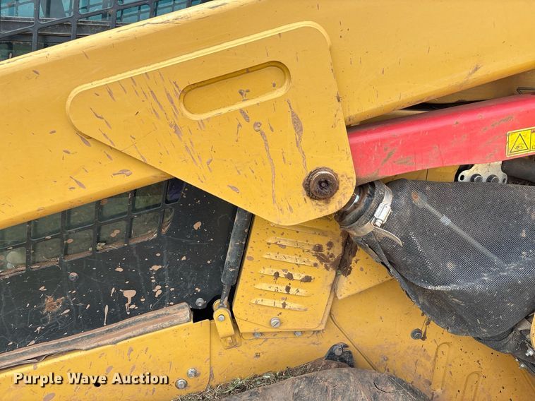 image for item DS3824 2023 Caterpillar 299D3 XE forestry tracked skid steer loader