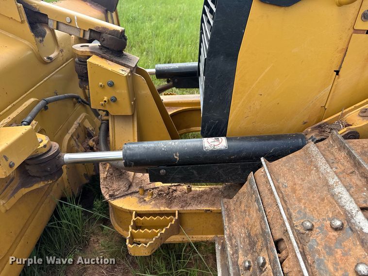 image for item DS3825 2019 Caterpillar D5K2 LGP dozer