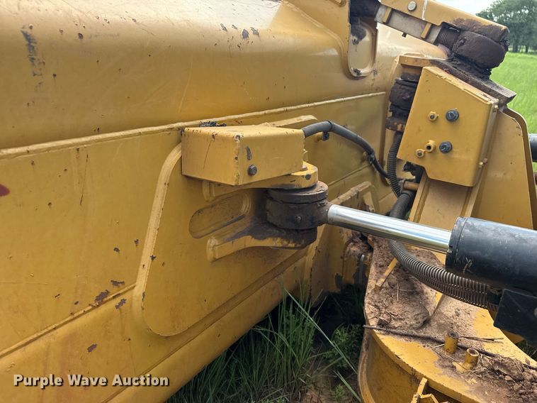 image for item DS3825 2019 Caterpillar D5K2 LGP dozer