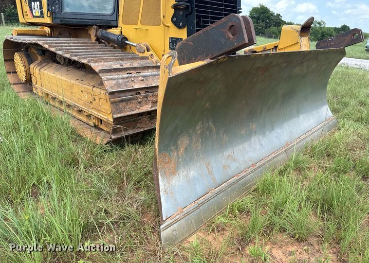 image for item DS3825 2019 Caterpillar D5K2 LGP dozer