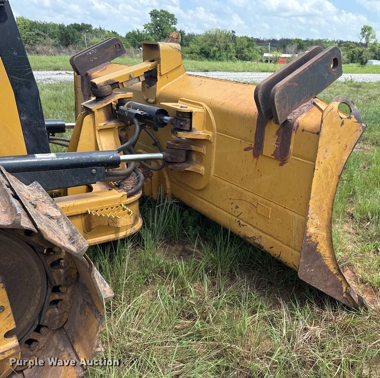image for item DS3825 2019 Caterpillar D5K2 LGP dozer