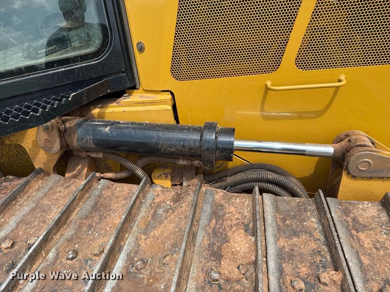 image for item DS3825 2019 Caterpillar D5K2 LGP dozer