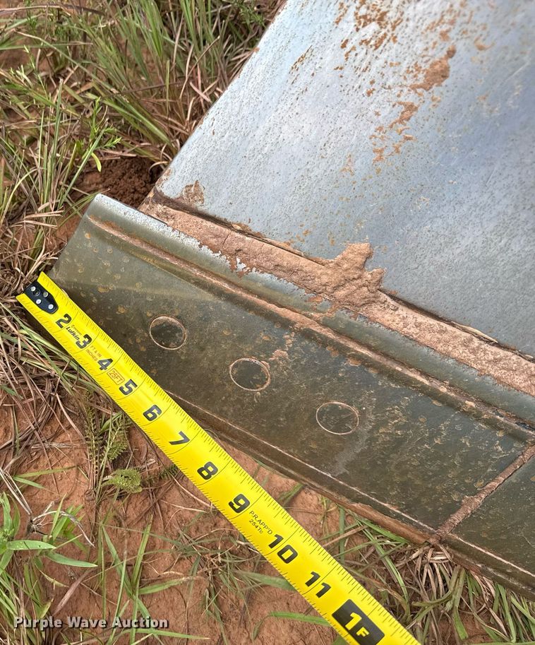 image for item DS3825 2019 Caterpillar D5K2 LGP dozer