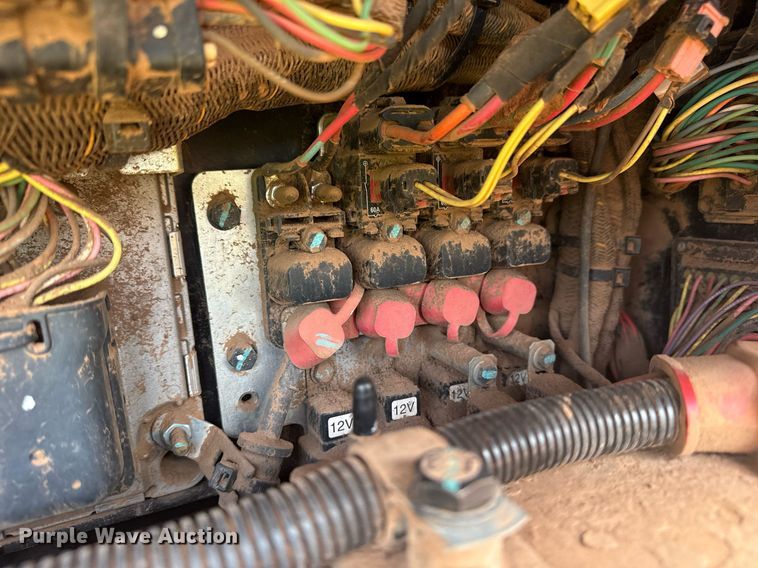 image for item DS3825 2019 Caterpillar D5K2 LGP dozer