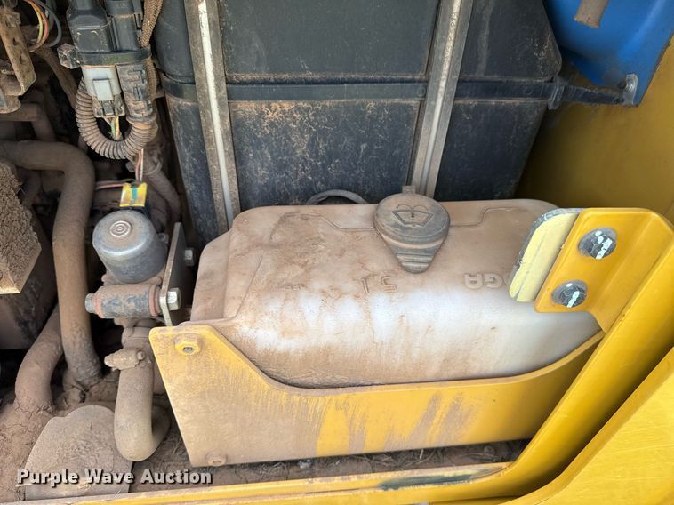 image for item DS3825 2019 Caterpillar D5K2 LGP dozer