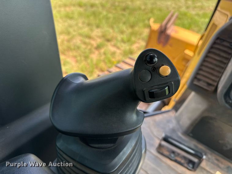 image for item DS3825 2019 Caterpillar D5K2 LGP dozer