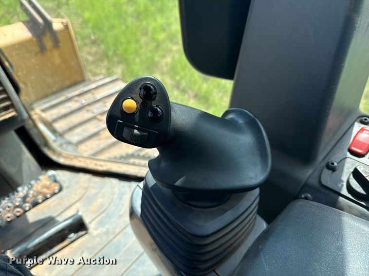 image for item DS3825 2019 Caterpillar D5K2 LGP dozer