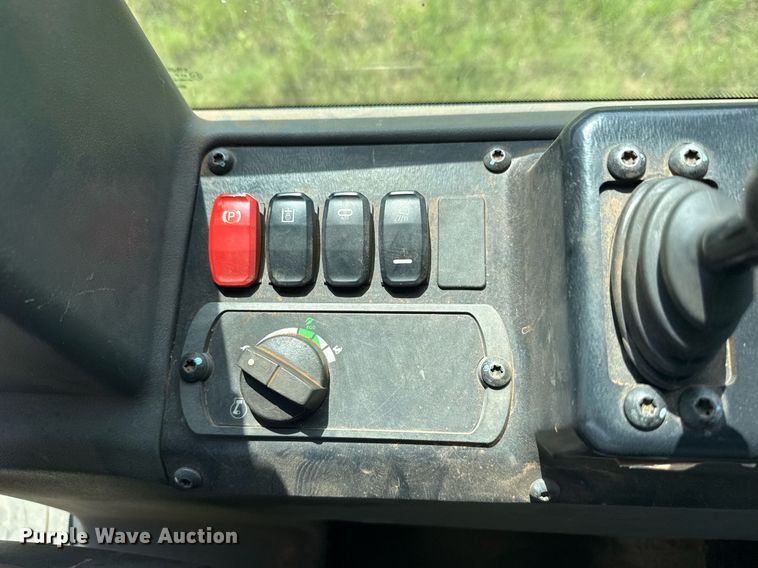 image for item DS3825 2019 Caterpillar D5K2 LGP dozer