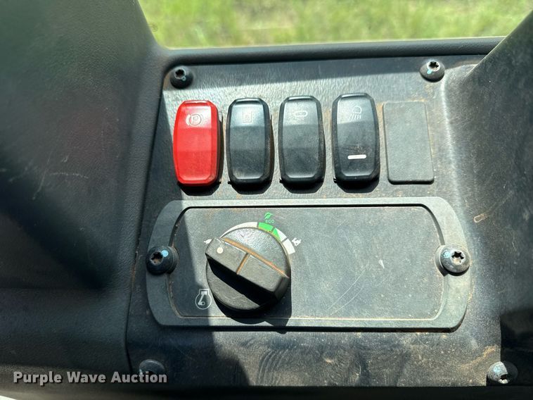 image for item DS3825 2019 Caterpillar D5K2 LGP dozer