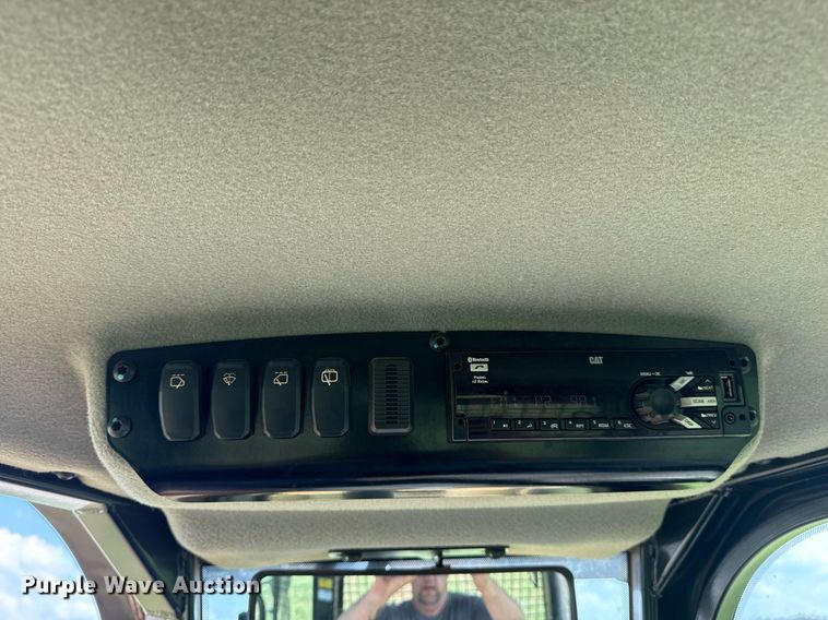 image for item DS3825 2019 Caterpillar D5K2 LGP dozer