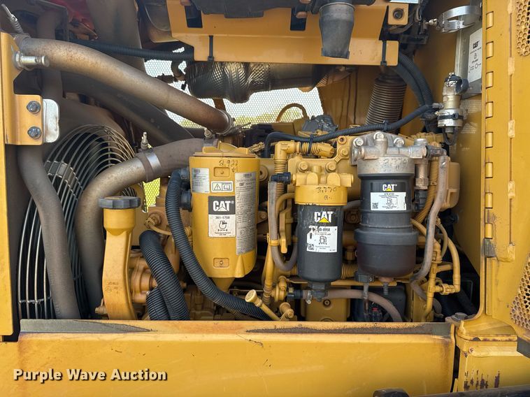 image for item DS3825 2019 Caterpillar D5K2 LGP dozer