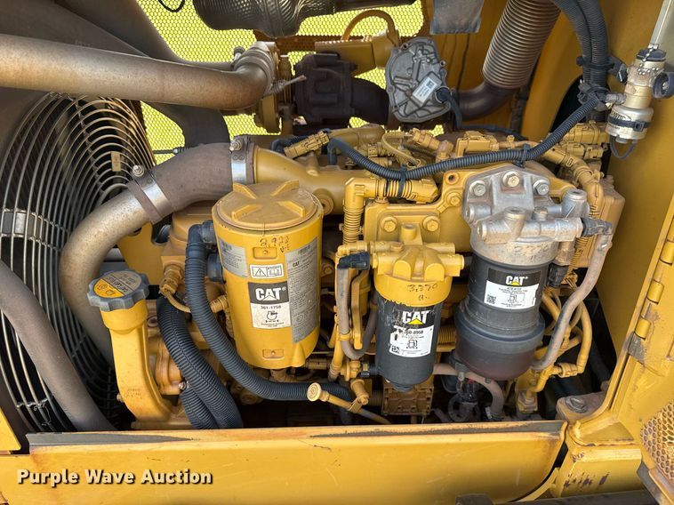 image for item DS3825 2019 Caterpillar D5K2 LGP dozer