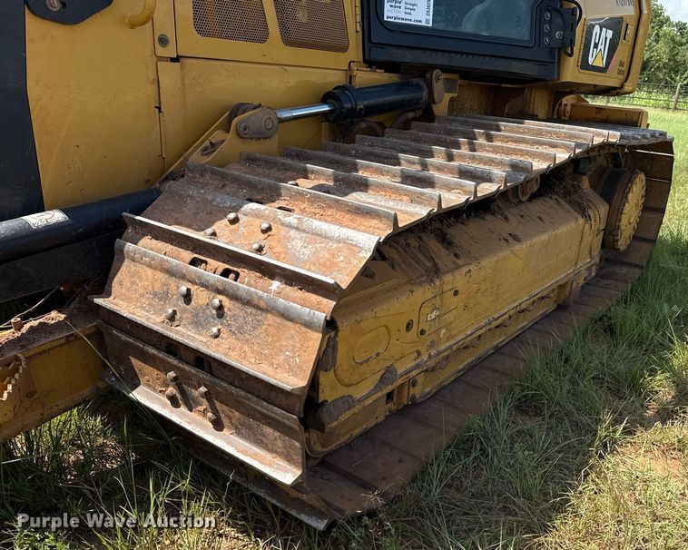 image for item DS3825 2019 Caterpillar D5K2 LGP dozer