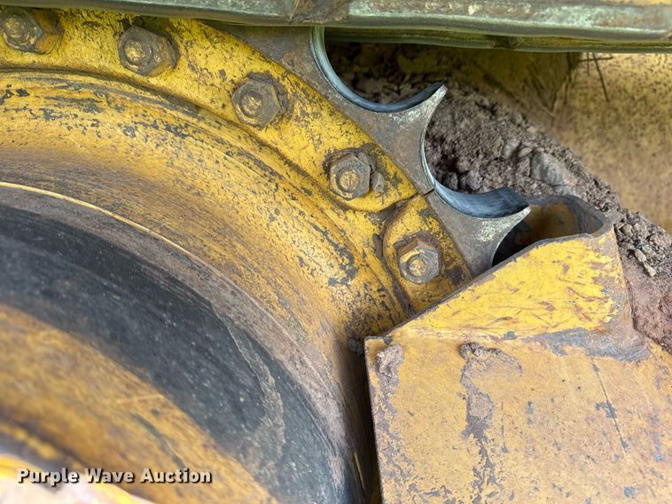 image for item DS3825 2019 Caterpillar D5K2 LGP dozer