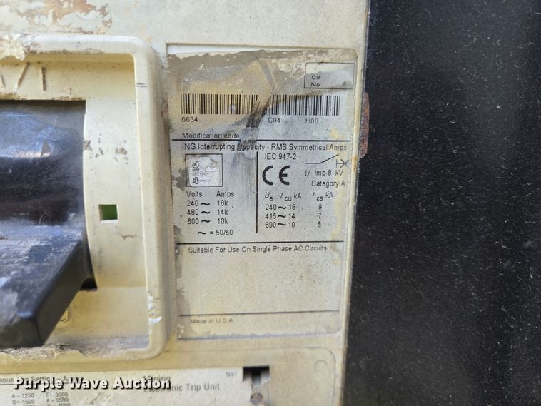 image for item DT5333 2012 Cummins C300D6R-A040A033 generator