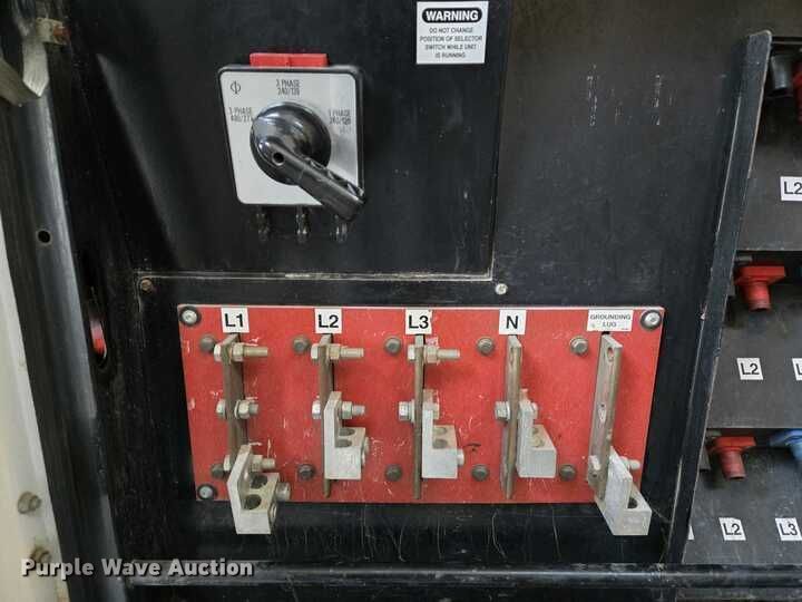 image for item DT5333 2012 Cummins C300D6R-A040A033 generator