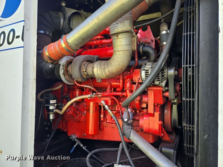 image for item DT5333 2012 Cummins C300D6R-A040A033 generator