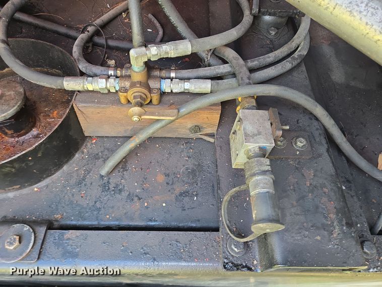 image for item DT5333 2012 Cummins C300D6R-A040A033 generator