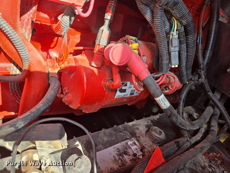 image for item DT5333 2012 Cummins C300D6R-A040A033 generator