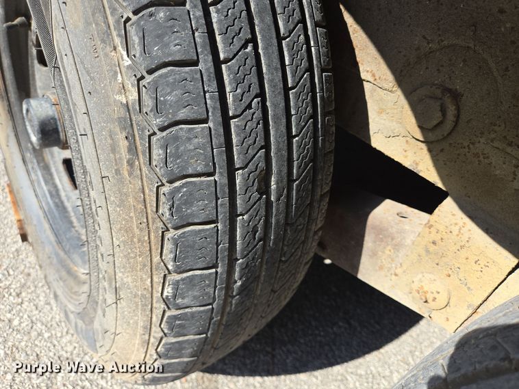 image for item DT5333 2012 Cummins C300D6R-A040A033 generator