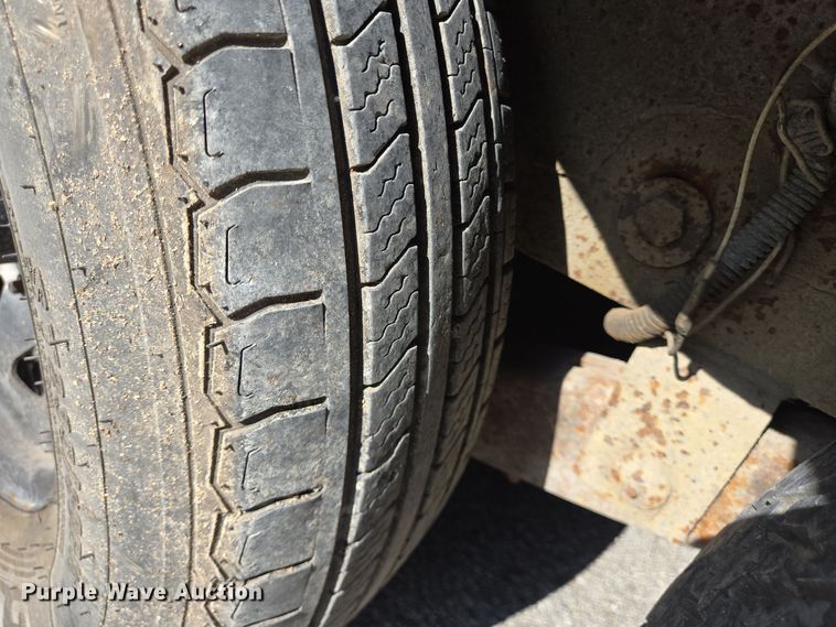 image for item DT5333 2012 Cummins C300D6R-A040A033 generator