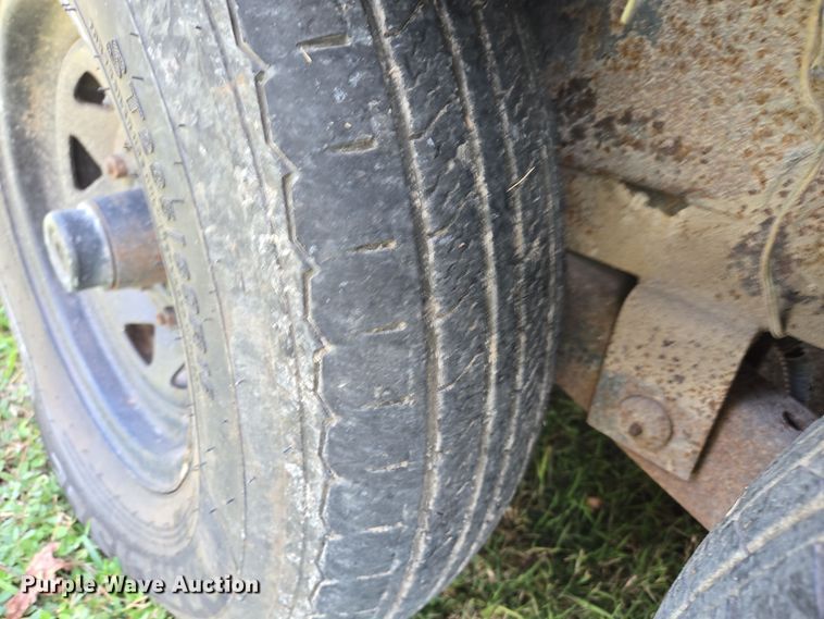 image for item DT5333 2012 Cummins C300D6R-A040A033 generator