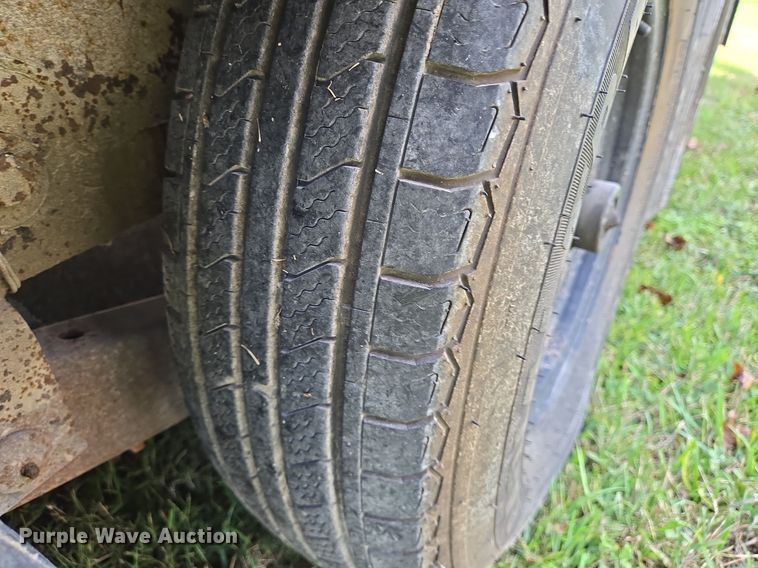 image for item DT5333 2012 Cummins C300D6R-A040A033 generator