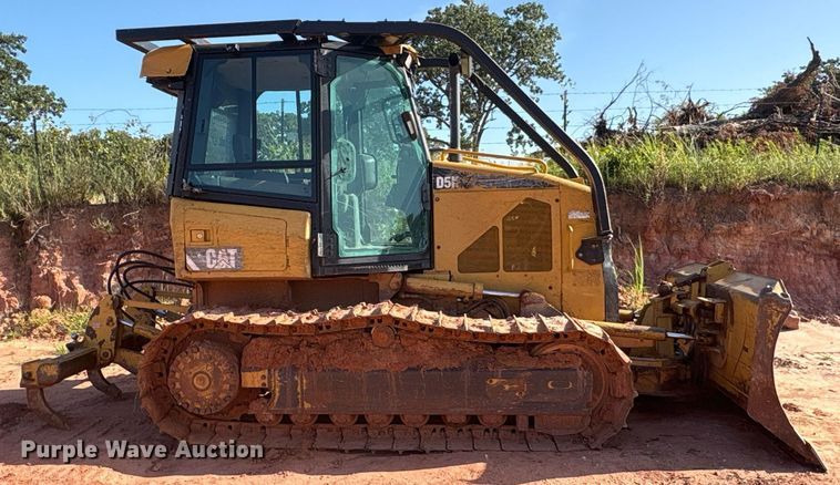 image for item DT6682 2012 Caterpillar D5K LGP dozer