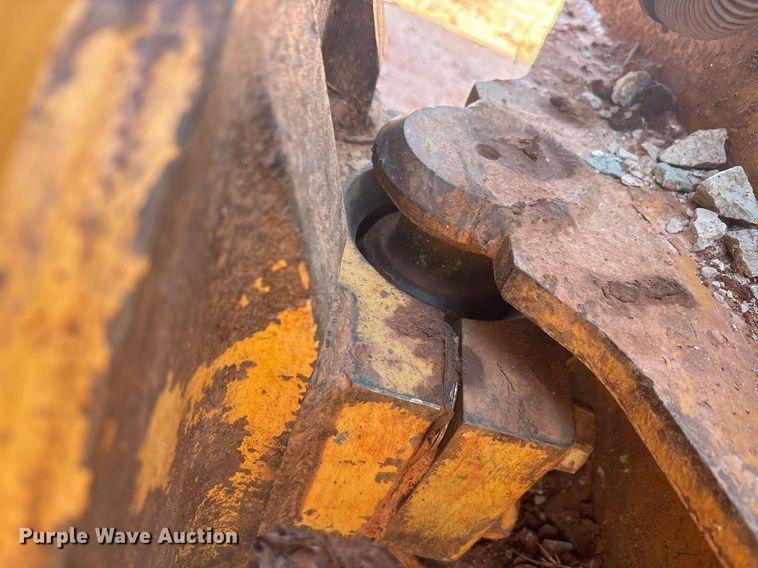 image for item DT6682 2012 Caterpillar D5K LGP dozer